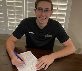 Goaltender Hein Signs with Runners
