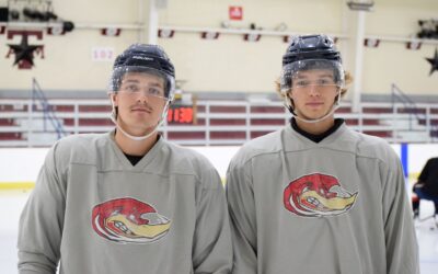 Mackintosh and Dyer Re-Join Roadrunners